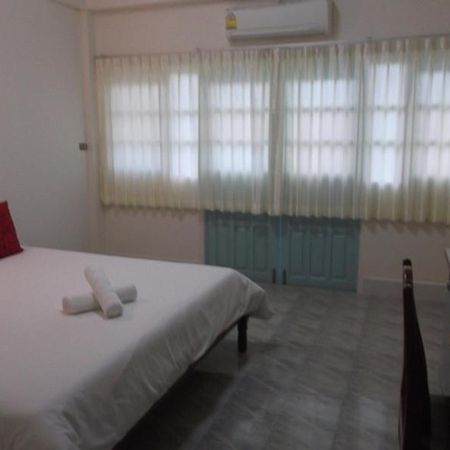 Albatross Guesthouse @ Thungwualaen Beach Pathiu Εξωτερικό φωτογραφία