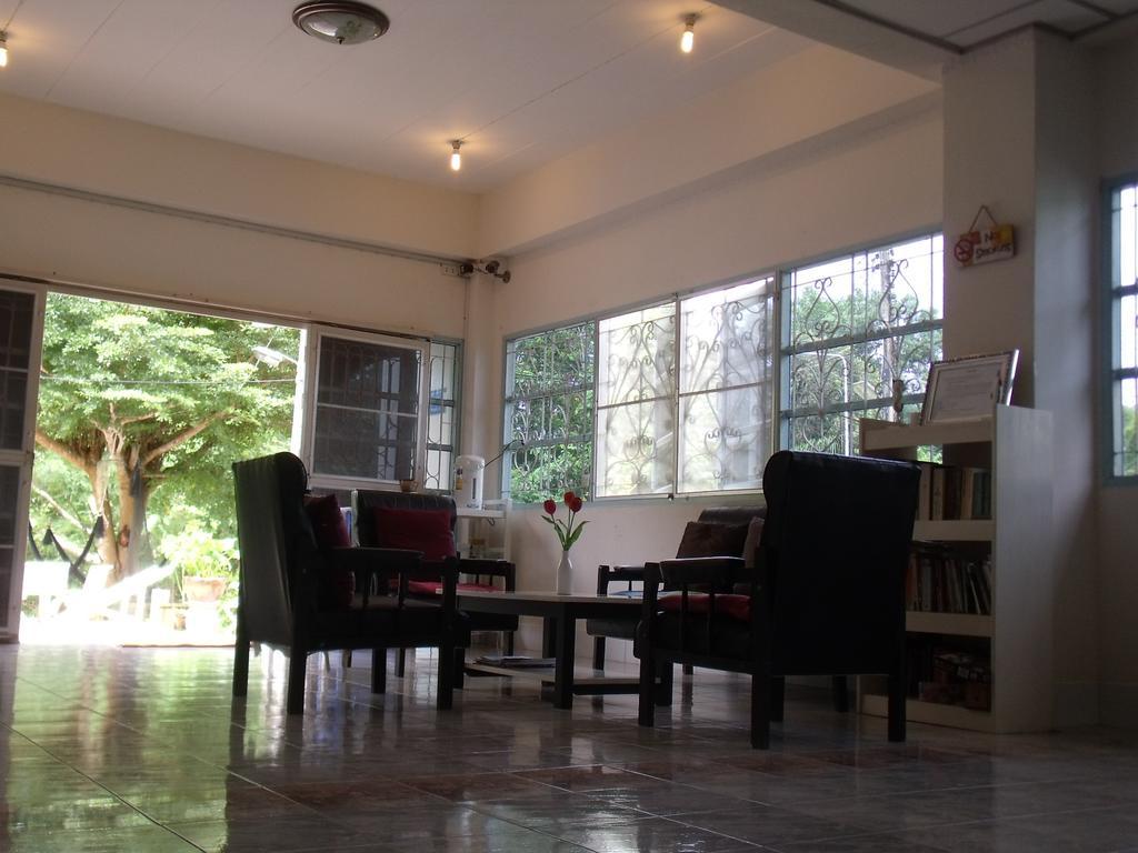 Albatross Guesthouse @ Thungwualaen Beach Pathiu Εξωτερικό φωτογραφία